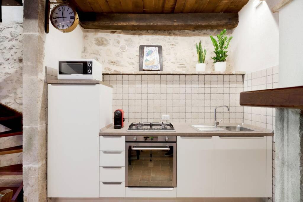 Authentic Villa Surrounded By Nature Terni Eksteriør billede